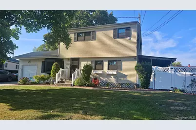 31 Perry Street, Brentwood, NY 11717 - Photo 1