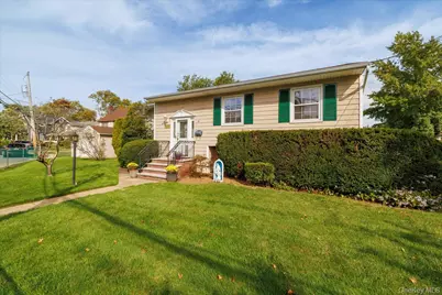 101 Stuart Avenue, Malverne, NY 11565 - Photo 1