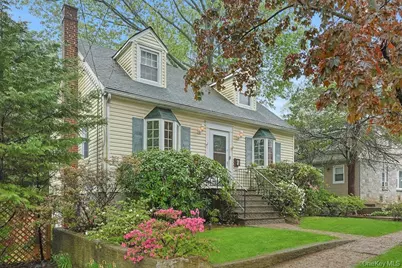 62 Rosehill Terrace, Yonkers, NY 10703 - Photo 1