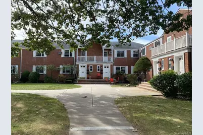 74-12 260th Street #H-2, Glen Oaks, NY 11004 - Photo 1