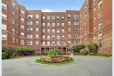 50 N Broadway #5C, White Plains, NY 10603 - Photo 1