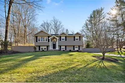 3 Bell Court, Airmont, NY 10901 - Photo 1