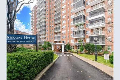 3530 Henry Hudson Parkway E #2C, Bronx, NY 10463 - Photo 1