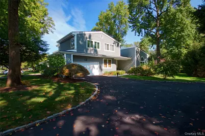 40 Tiffany Circle, Manhasset, NY 11030 - Photo 1