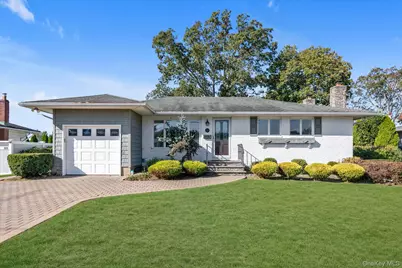 336 W 9th Street, Deer Park, NY 11729 - Photo 1