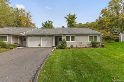 141 Flintlock Way #B, Yorktown Heights, NY 10598 - Photo 1