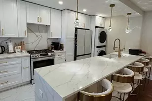 20-19 Utopia Pkwy, Whitestone, NY 11357 - Photo 4
