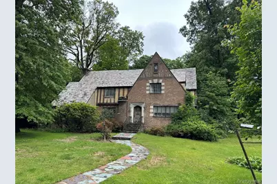 2 Rochelle Road, Larchmont, NY 10538 - Photo 1