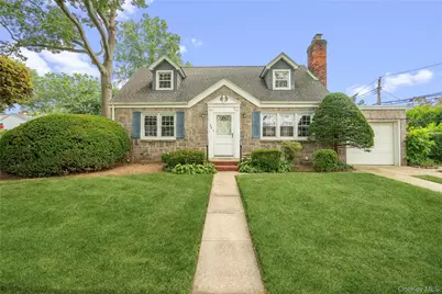 28 Redwood Road, New Hyde Park, NY 11040 - Photo 1