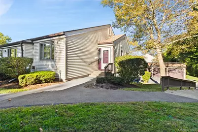 43 Jefferson Oval #B, Yorktown Heights, NY 10598 - Photo 1