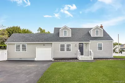 547 17th Street, West Babylon, NY 11704 - Photo 1