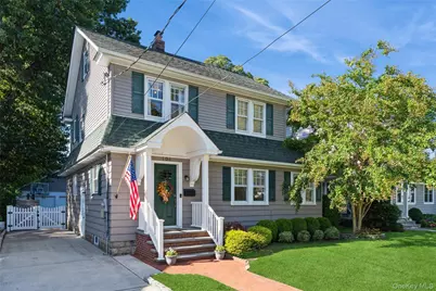 104 Cedar Avenue, Rockville Centre, NY 11570 - Photo 1