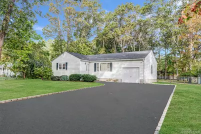 175 Pleasant Street, Ronkonkoma, NY 11779 - Photo 1