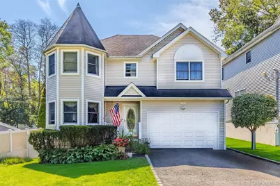 1A Mather Court, Huntington Station, NY 11746 - Photo 1