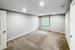 100 Glen Hollow Dr, Port Jefferson Station, NY 11776 - Photo 14