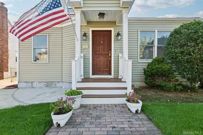 323 Barwick Boulevard, Mineola, NY 11501 - Photo 1