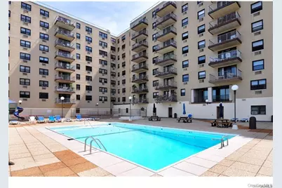 1085 Warburton Avenue #516, Yonkers, NY 10701 - Photo 1