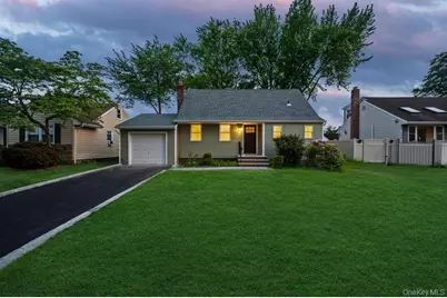 732 Woodside Drive, Wantagh, NY 11793 - Photo 1