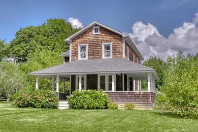 385 Cottage Place, Southold, NY 11971 - Photo 1