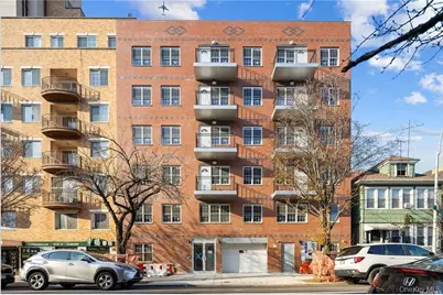 141-15 Cherry Avenue #5D, Flushing, NY 11355 - Photo 1