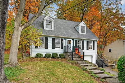 118 Shore Drive, New Windsor, NY 12553 - Photo 1