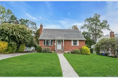 4 Timber Road, Glen Cove, NY 11542 - Photo 1