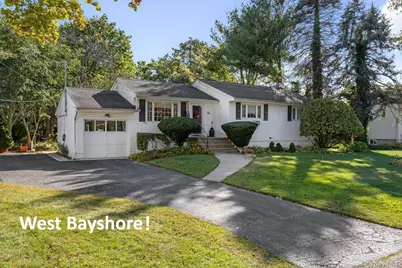 2 Flower Hill Lane, Bay Shore, NY 11706 - Photo 1