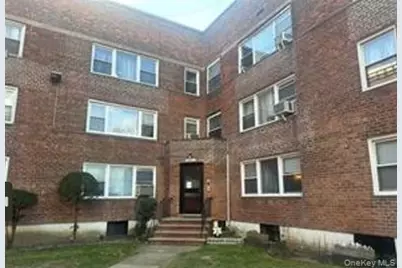 138-32 68th Drive #2B, Kew Gardens, NY 11367 - Photo 1