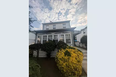81 Cochran Place, Valley Stream, NY 11581 - Photo 1