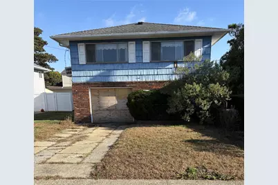 65 Florida Avenue, Island Park, NY 11558 - Photo 1