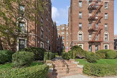 115 25 84th Avenue #5L, Kew Gardens, NY 11418 - Photo 1