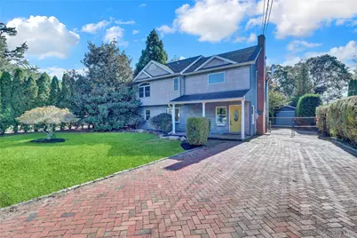 34 Woodberry Road, Patchogue, NY 11772 - Photo 1