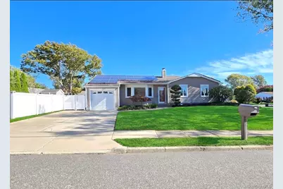 525 Grundy Avenue, Holbrook, NY 11741 - Photo 1