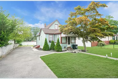 22 Highview Drive, Selden, NY 11784 - Photo 1