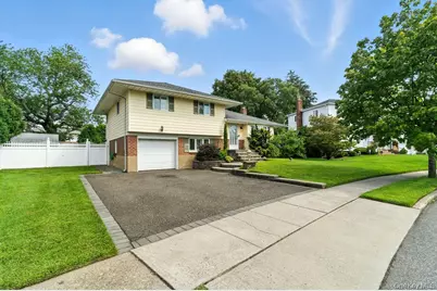 21 Macarthur Avenue, Plainview, NY 11803 - Photo 1