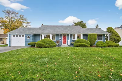 13 Pocahontas Street W, Massapequa, NY 11758 - Photo 1