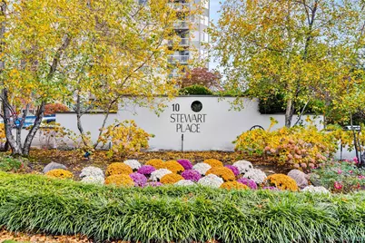 10 Stewart Place #2DW, White Plains, NY 10603 - Photo 1