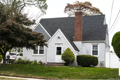 1023 Schuman Place, Baldwin, NY 11510 - Photo 1