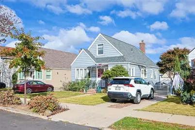 166-23 20th Road, Whitestone, NY 11357 - Photo 1