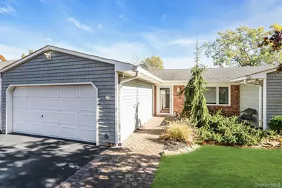 15 Empire Court, Commack, NY 11725 - Photo 1