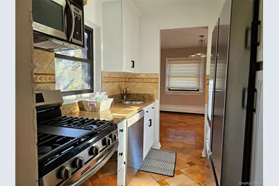 2261 Palmer Avenue #3C, New Rochelle, NY 10801 - Photo 1