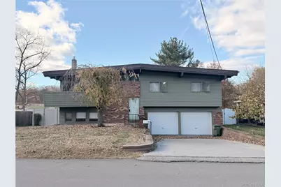 78 Commonwealth Avenue, Middletown, NY 10940 - Photo 1