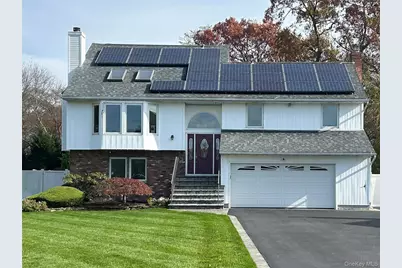 839 Pine Avenue, West Islip, NY 11795 - Photo 1
