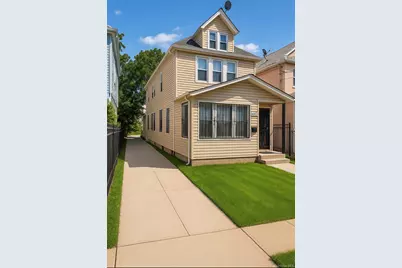 [Address not provided], Richmond Hill, NY 11419 - Photo 1