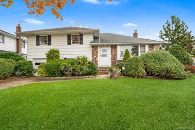 3651 Woodbridge Lane N, Wantagh, NY 11793 - Photo 1