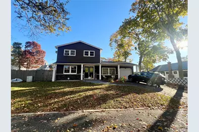 255 N 7th Street, Ronkonkoma, NY 11779 - Photo 1