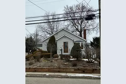 86 Scarcliffe Drive, Malverne, NY 11565 - Photo 1