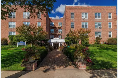 194 Smith Street #1K, Freeport, NY 11520 - Photo 1
