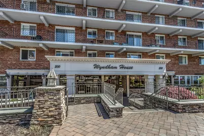 200 Atlantic Avenue #223, Lynbrook, NY 11563 - Photo 1