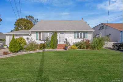 350 52nd Street, Lindenhurst, NY 11757 - Photo 1